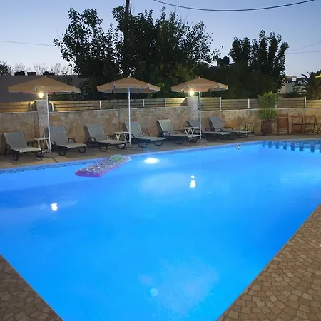 Nikolas Apartman *